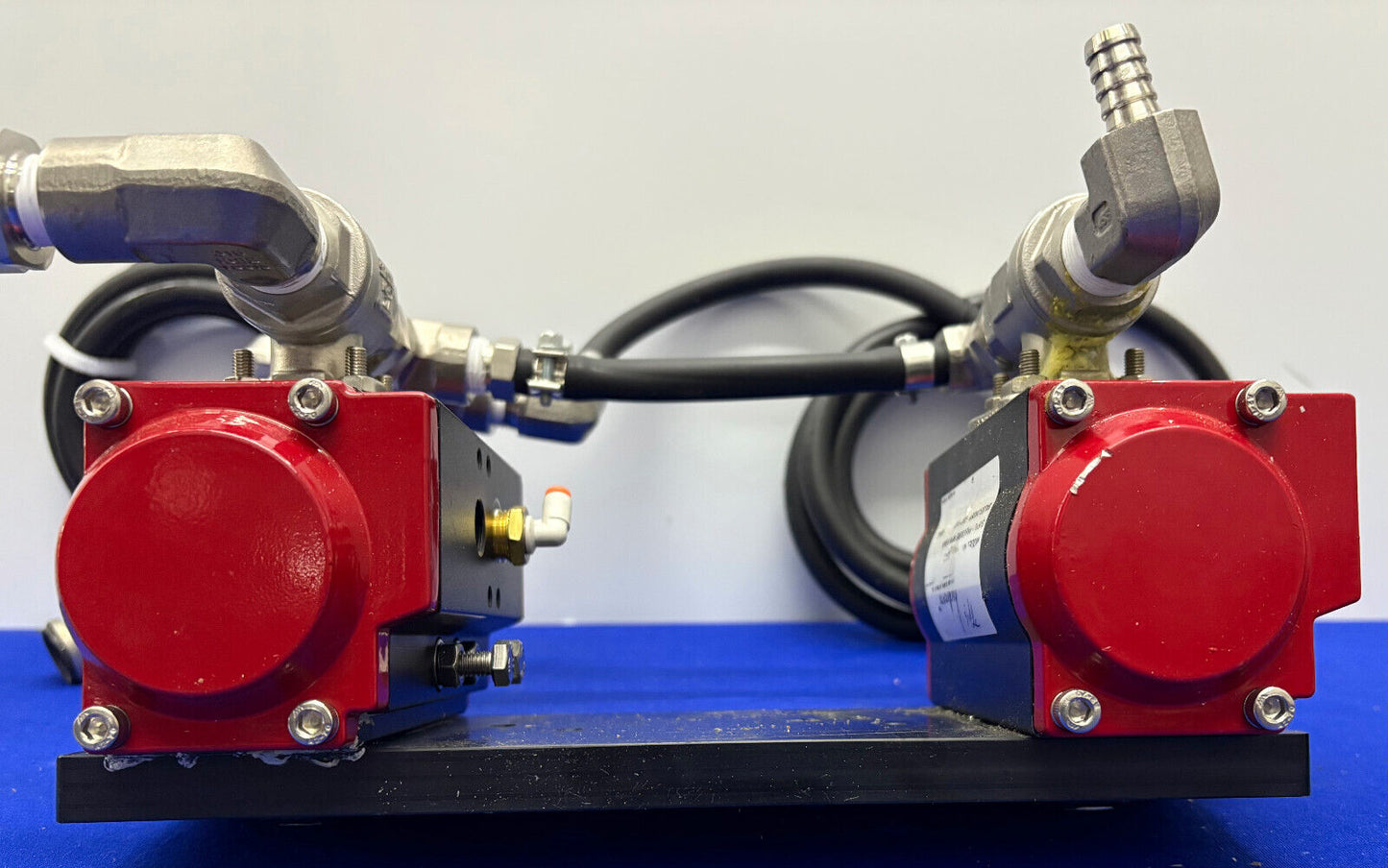 ANDERSON DWYER SERIES WE08 PNEUMATIC ACTUATOR 2 PIECE NPT BRASS BALL VALVE 80PSI