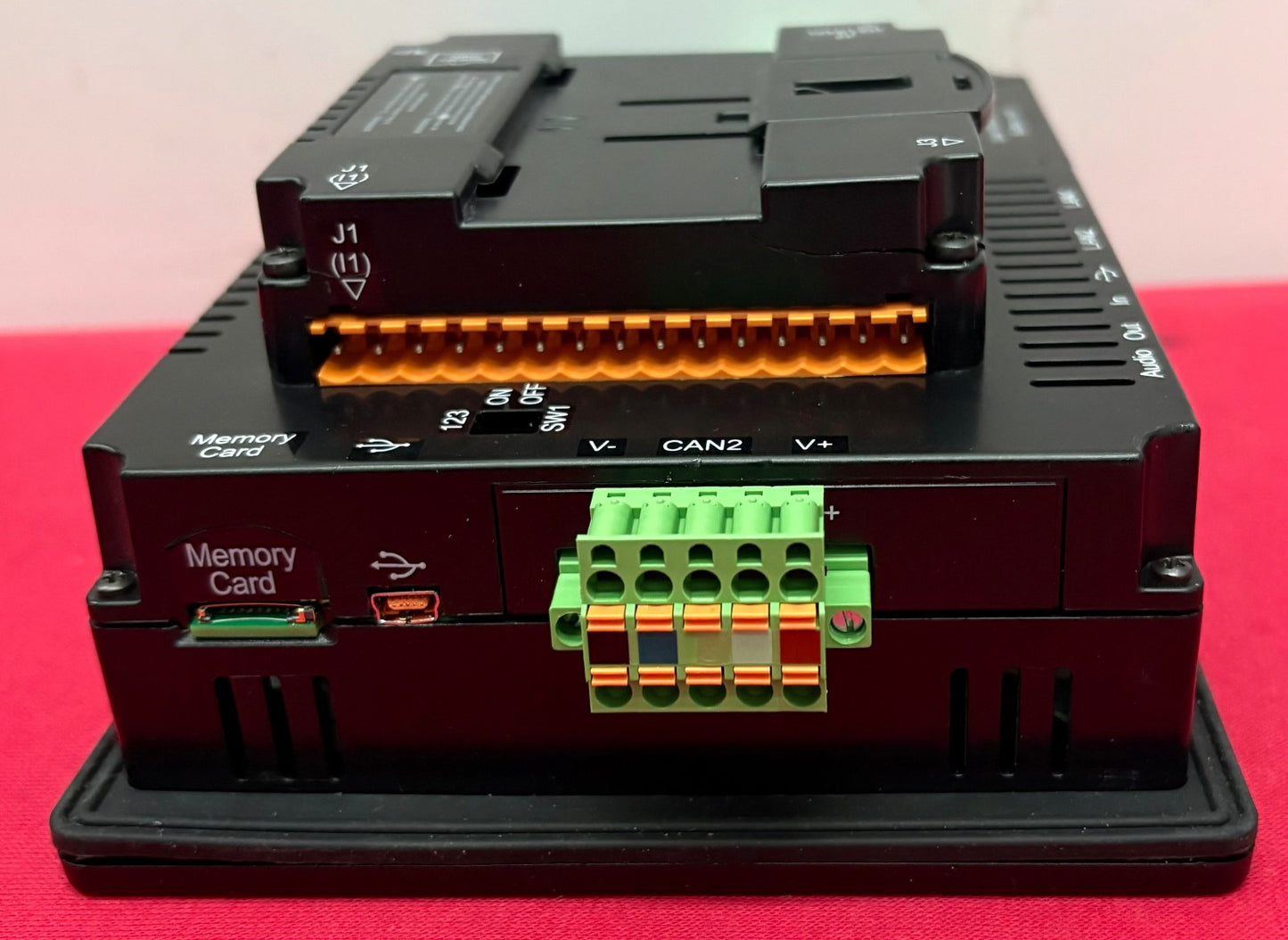 HORNER XL7 HE-XW1E4KE OPERATOR CONTROLLER 7”TOUCHSCREEN