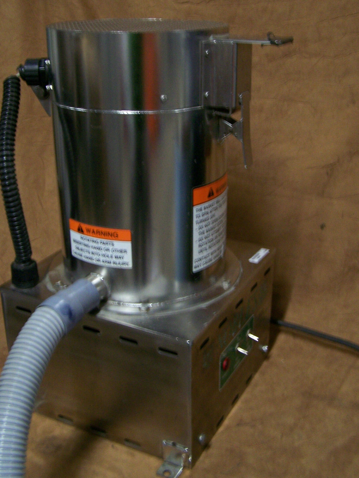 PARA PIEZAS/REPARACIONES NOBLES MANUFACTURING INC. 29619-4 CENTRÍFUGA 115V