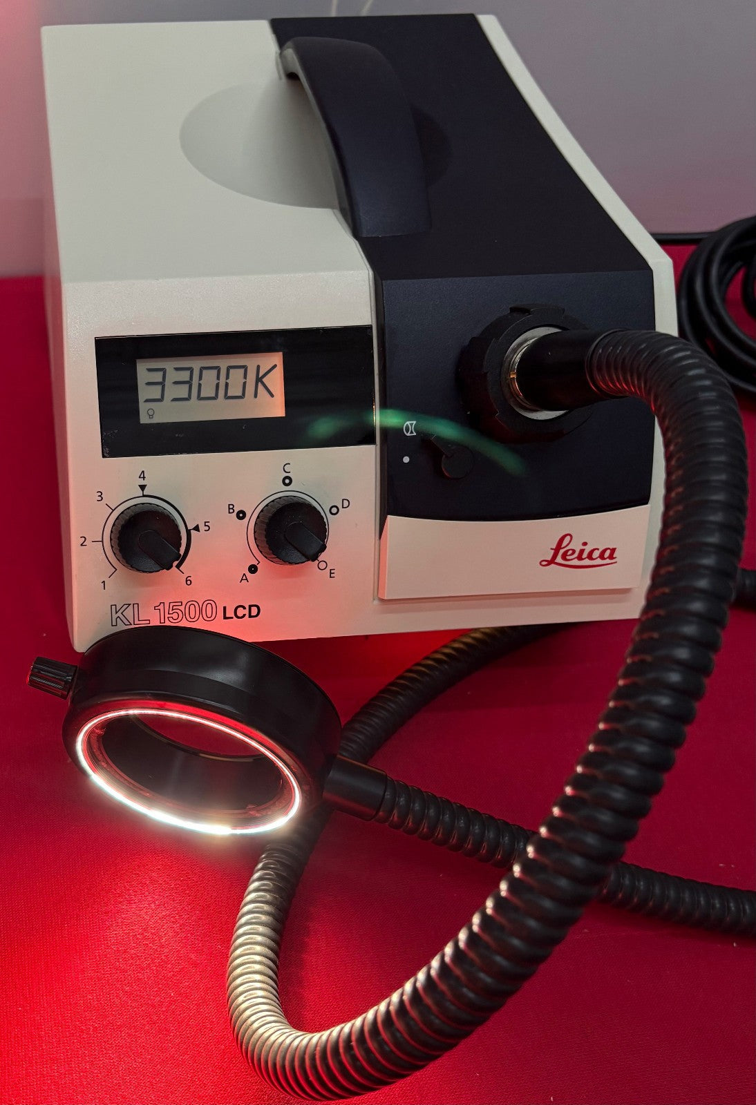 SCHOTT LEICA KL 1500 LCD LIGHT SOURCE ILLUMINATOR w/ NO BRAND RING-LIGHT