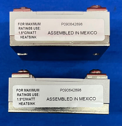 1 LOTE DE 2 - RELÉ DE ESTADO SÓLIDO IDEC RSSDN-10A CON CUBIERTA