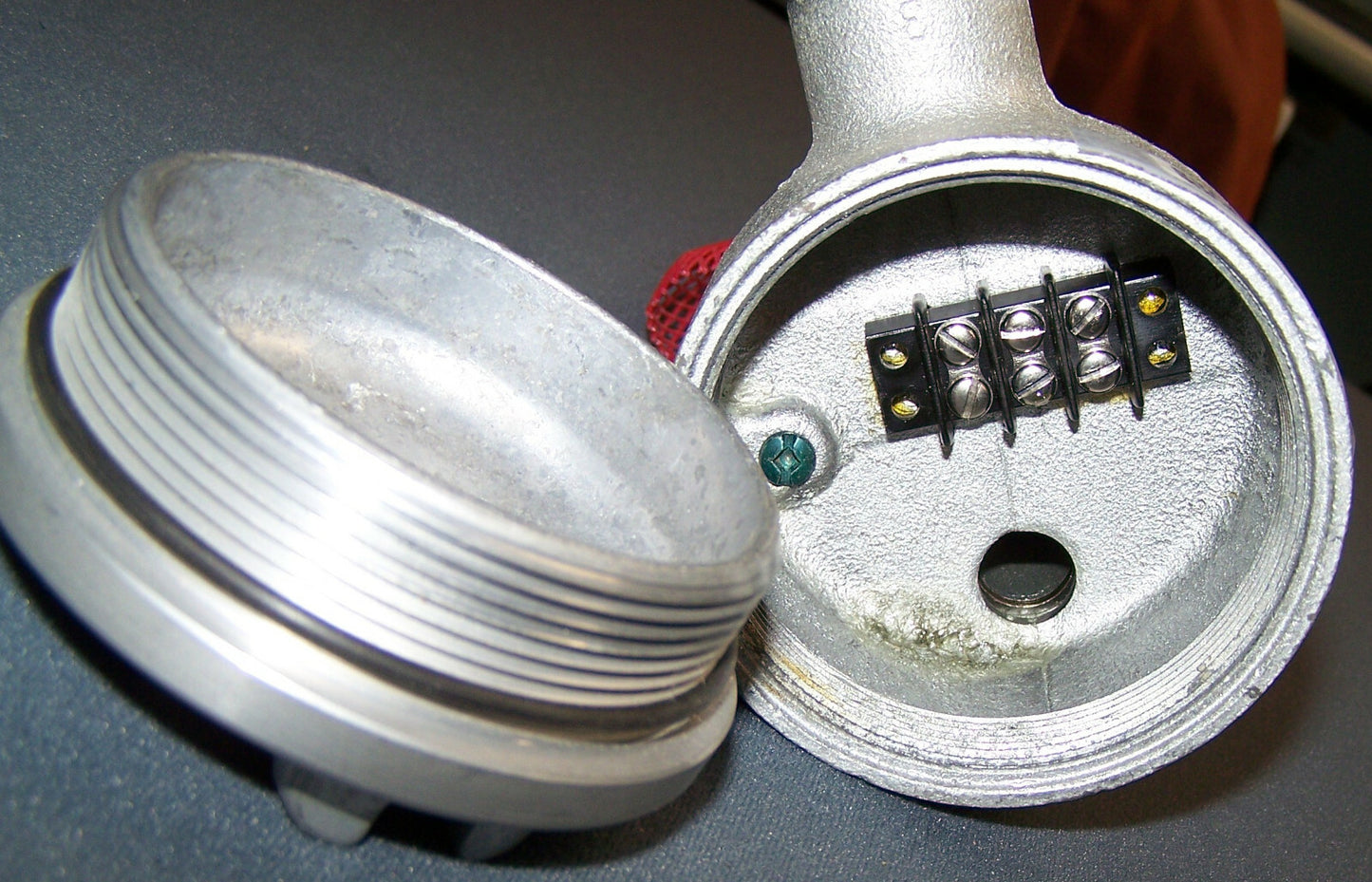 CROUSE / HIND TYPE 0105235 GEVAARLIJKE OMGEVING Klasse I en II C,D,E,F