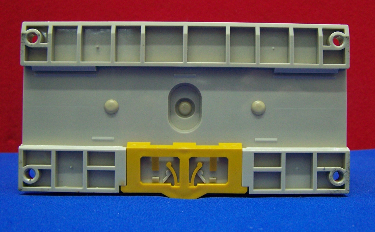 OMRON S82K-10024 VOEDING