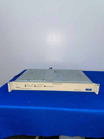 COMMUNICATIE MICROWAVE CORP., TVM-102, COM WAVE, TELEVISIEMODULATOR