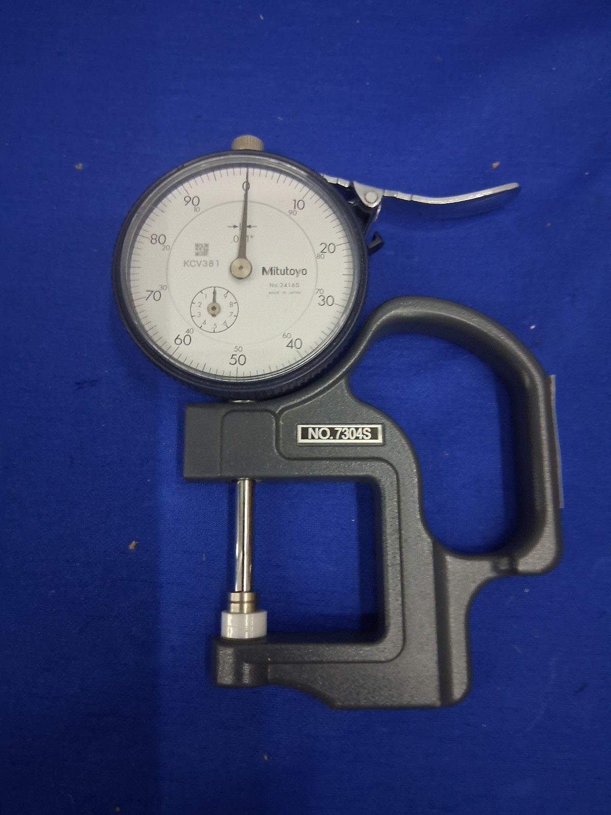 Mitutoyo 7304S Dial Thickness Gage 0-1" Range .001" with Case