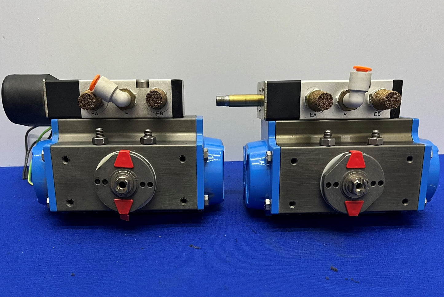 UNIVERSELE COMPONENTEN PC/S2S-2EX2 AANGEDREVEN KLEP met N4S-EX2 - LOT VAN 2