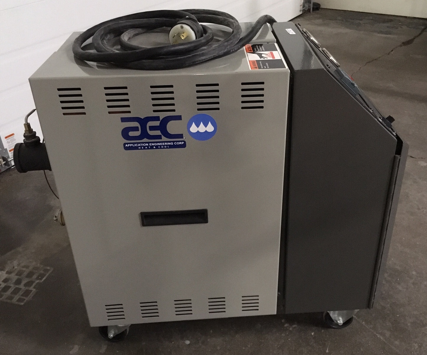 AEC APPLICATIETECHNIEK TCU100 230V 3PH 60HZ TEMPERATUURREGELEENHEID - ONDERDELEN 