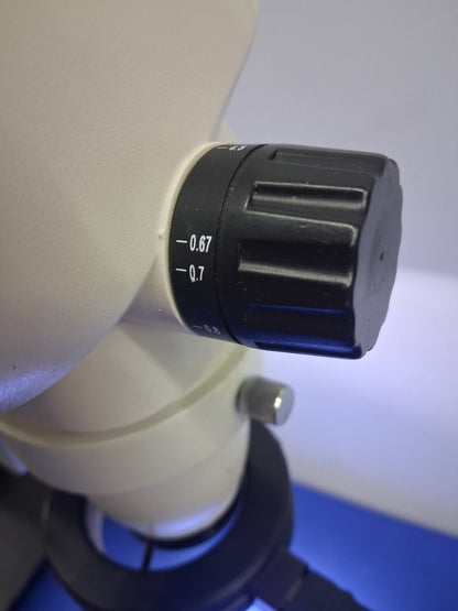 Scienscope SSZ-2 Stereo Zoom Microscope 6.7-45X Boom Stand and LED Ring Light