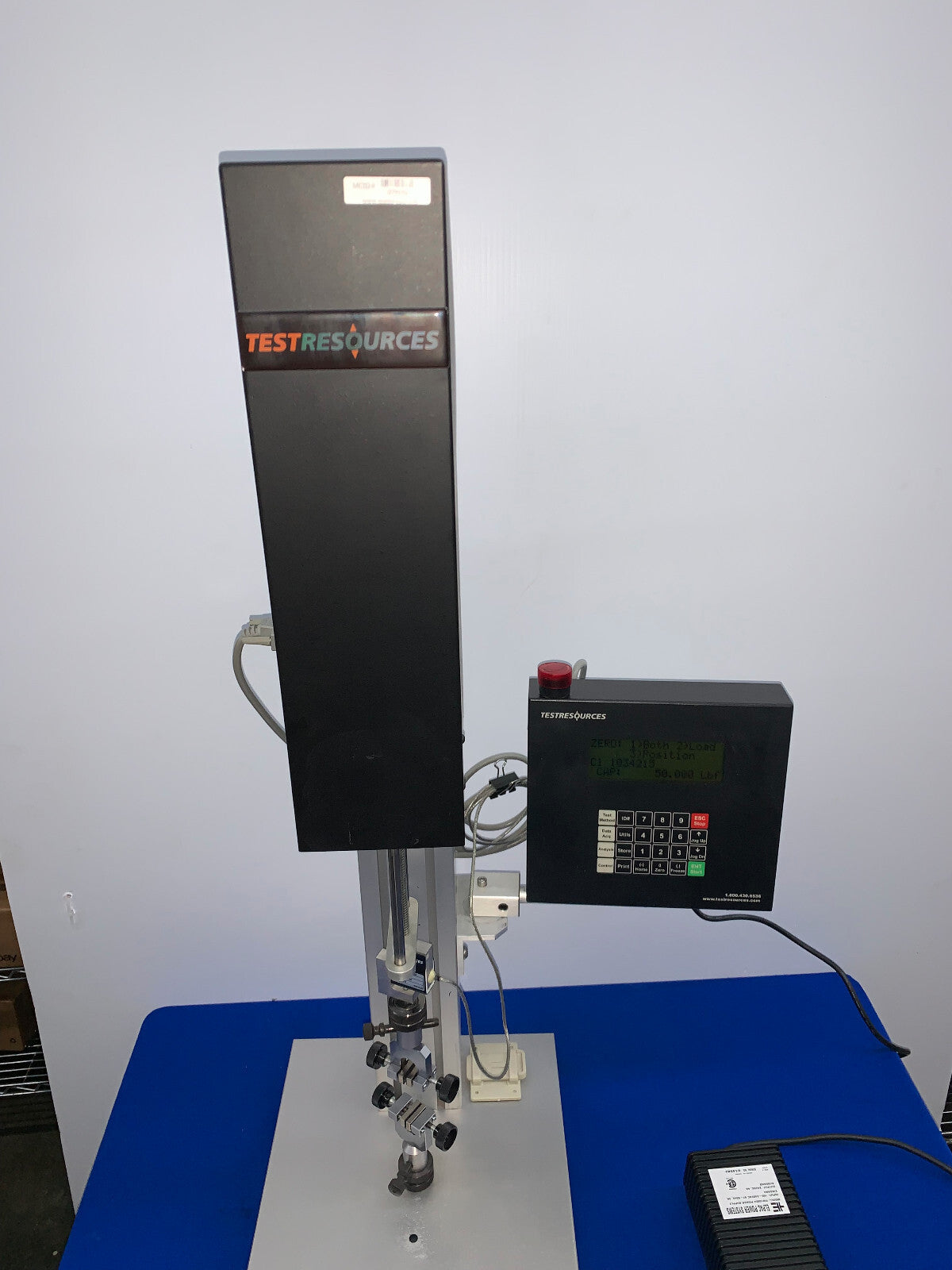 ACTIONNEUR TESTRESOURCES 225 LB AVEC CAPTEUR DE FORCE SM-50-294, CAPTEUR DE FORCE 50 LB