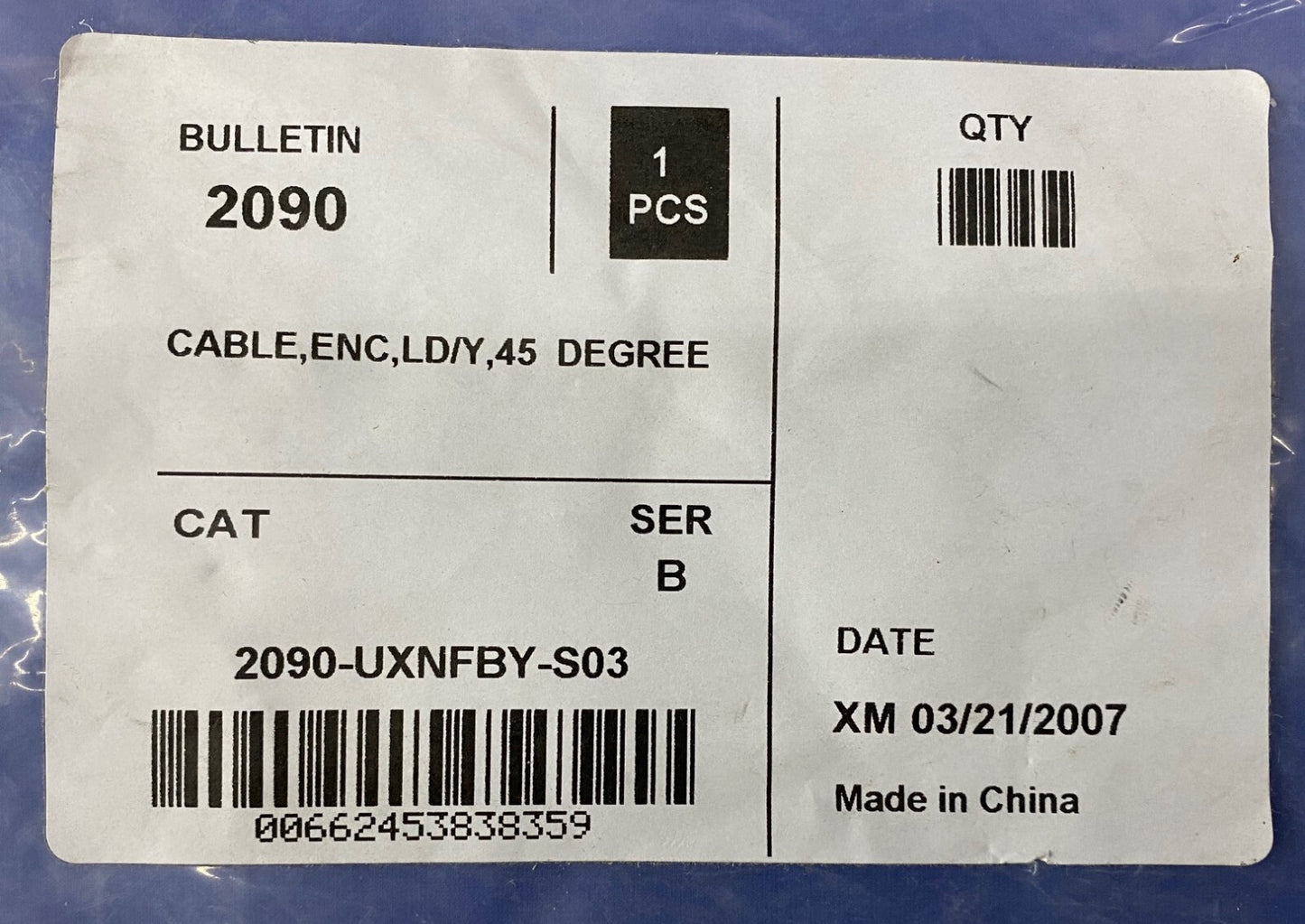 Allen-Bradley AB BULLETIN 2090-UXNFBY-S03 / 2090UXNFBYS03 SERVO CABLE