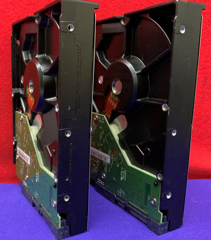 QTY 2 - Western Digital WD5000AAKX 500GB harde schijf 