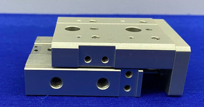 SMC MXS8-10 CYL SCHUIFTAFEL DUBBELE STAAFPERS. 0,15 - 0,7 MPa