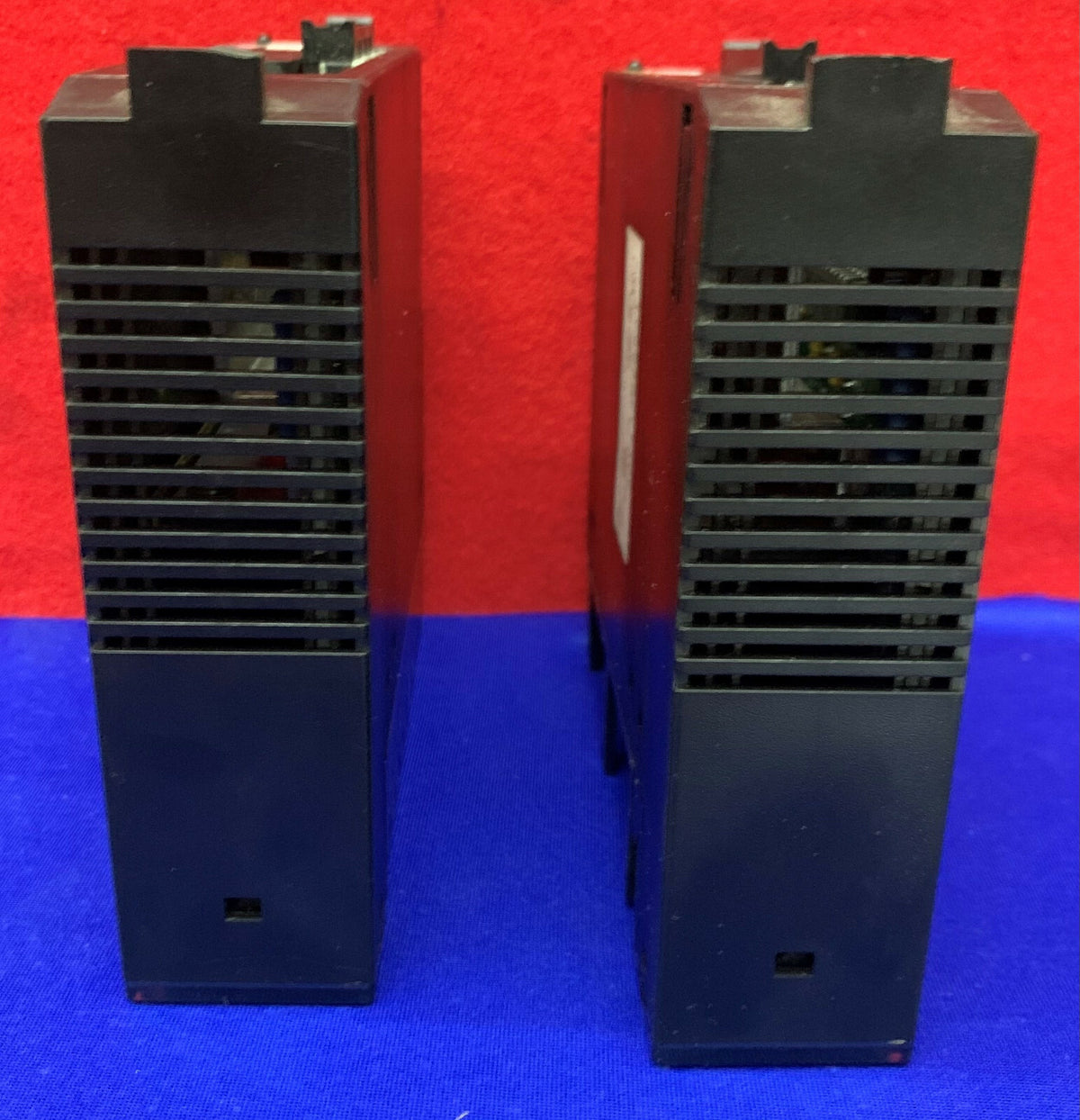 Lot of 2 GE Fanuc IC693MDL730C 12/24VDC 8 Point Output Module
