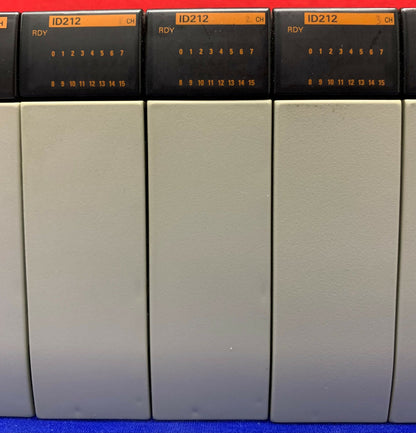Omron Sysmac CQM1 Programmierbare Steuerung PA203 CPU21 OCH ID212 (3X) OC222 (2X)