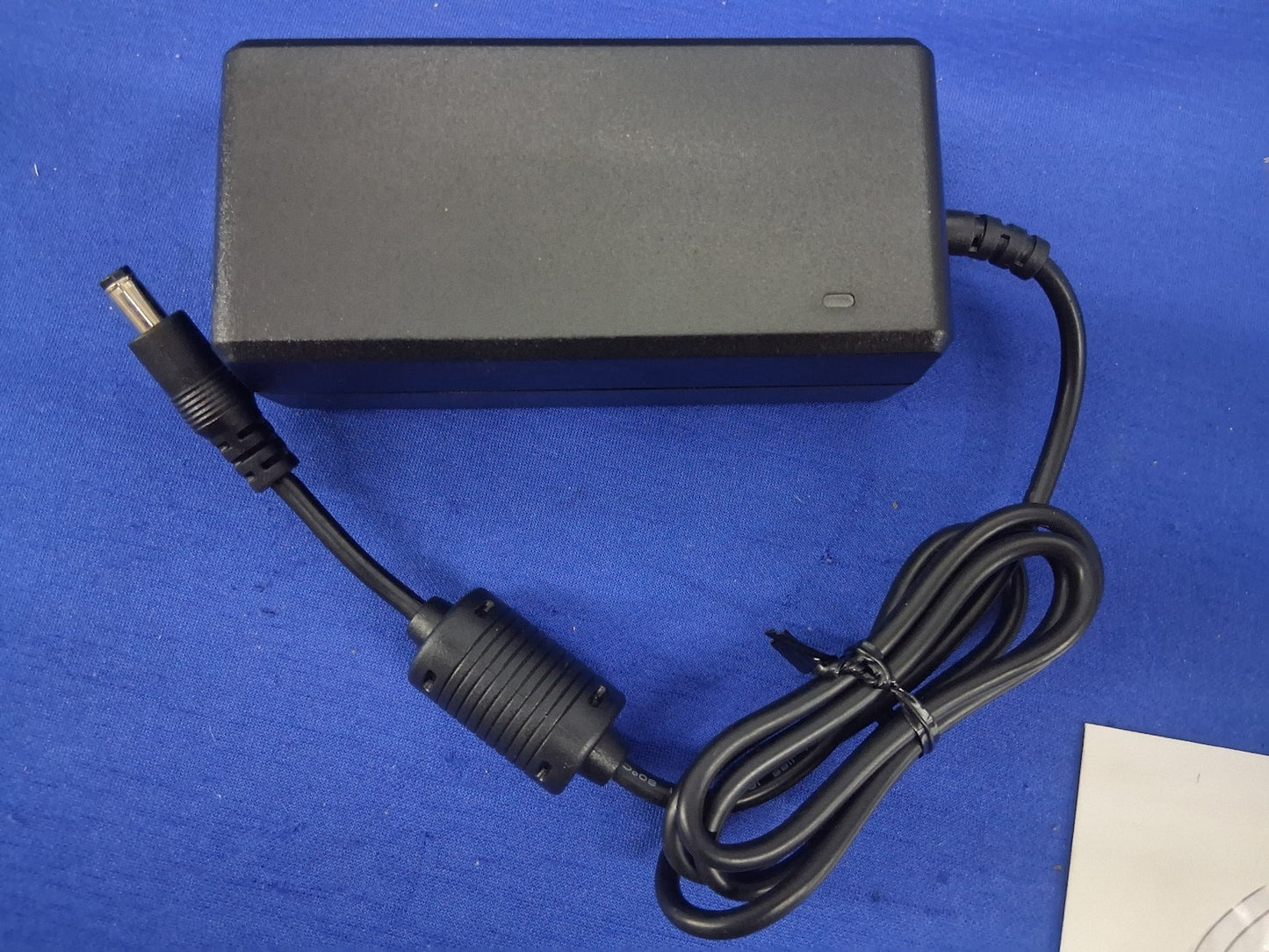 TRU-VU ZBVM-18.5R VT-185XTGA 18.5" TFT LCD COLOR MONITOR NEW OPEN BOX