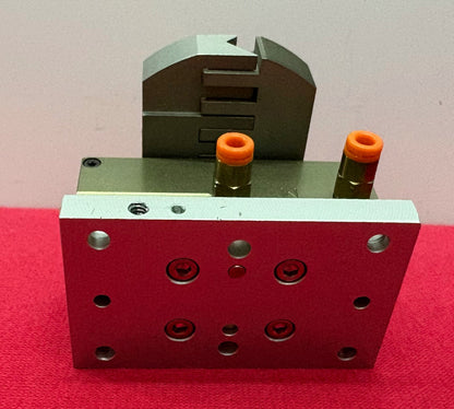 ROBOHAND INC RPL-2M 2 JAW LOW-PROFILE PNEUMATIC PARALLEL GRIPPER