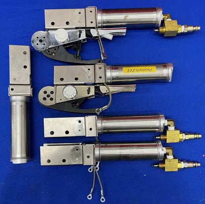 VOOR ONDERDELEN/REPARATIE Astro Tool Pneumatische Verstelbare Krimptang 621100SS 8-Staps