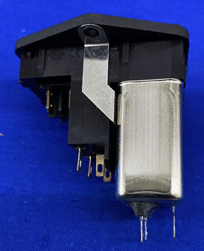 DIGI-KEY SCHAFFNER FN 389B-4/22 FN389B-4-22 MODULE DE PRISE - 1 PAQUET QTE 20