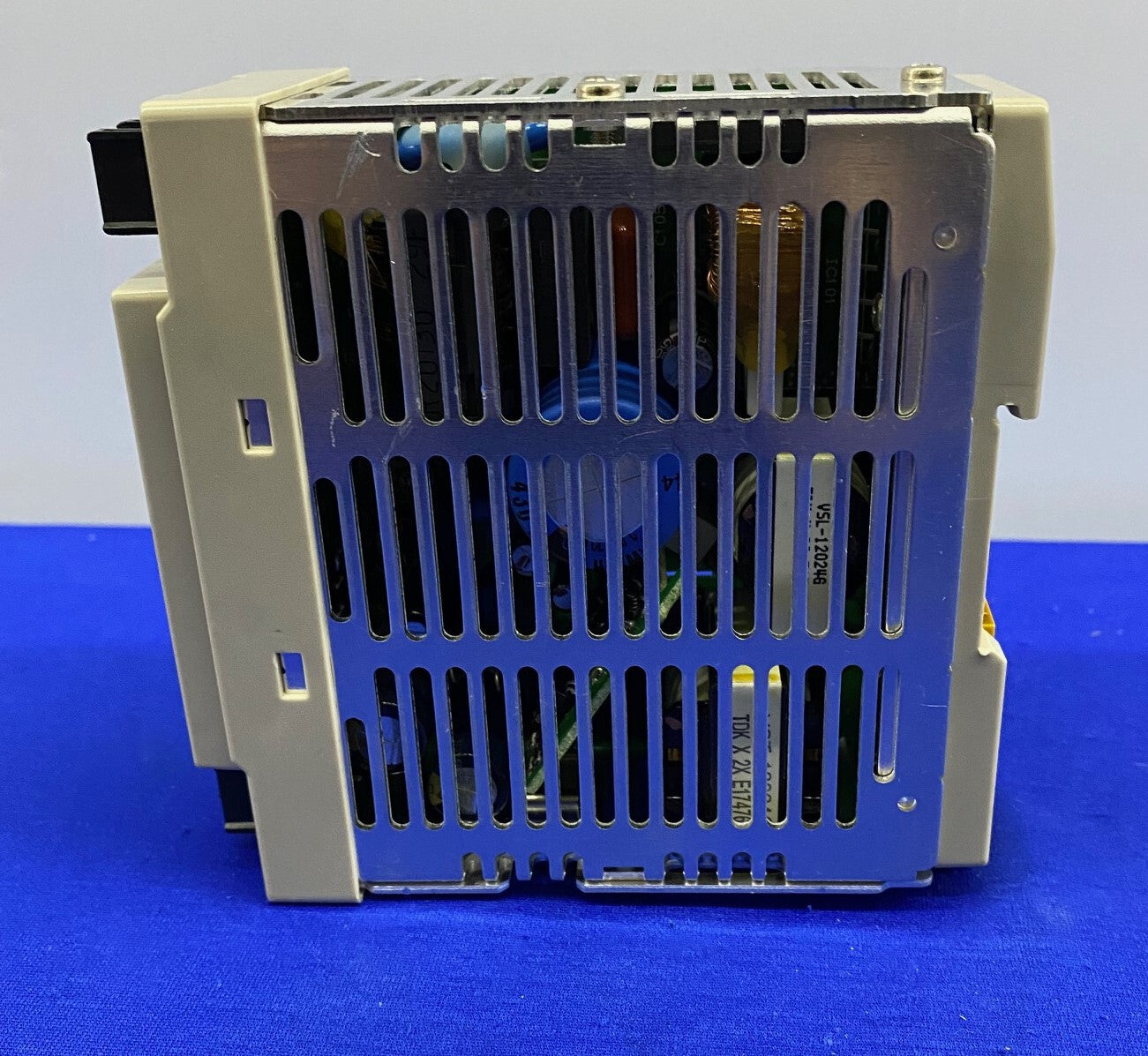 OMRON S8VS-12024 / S8VS12024 VOEDING