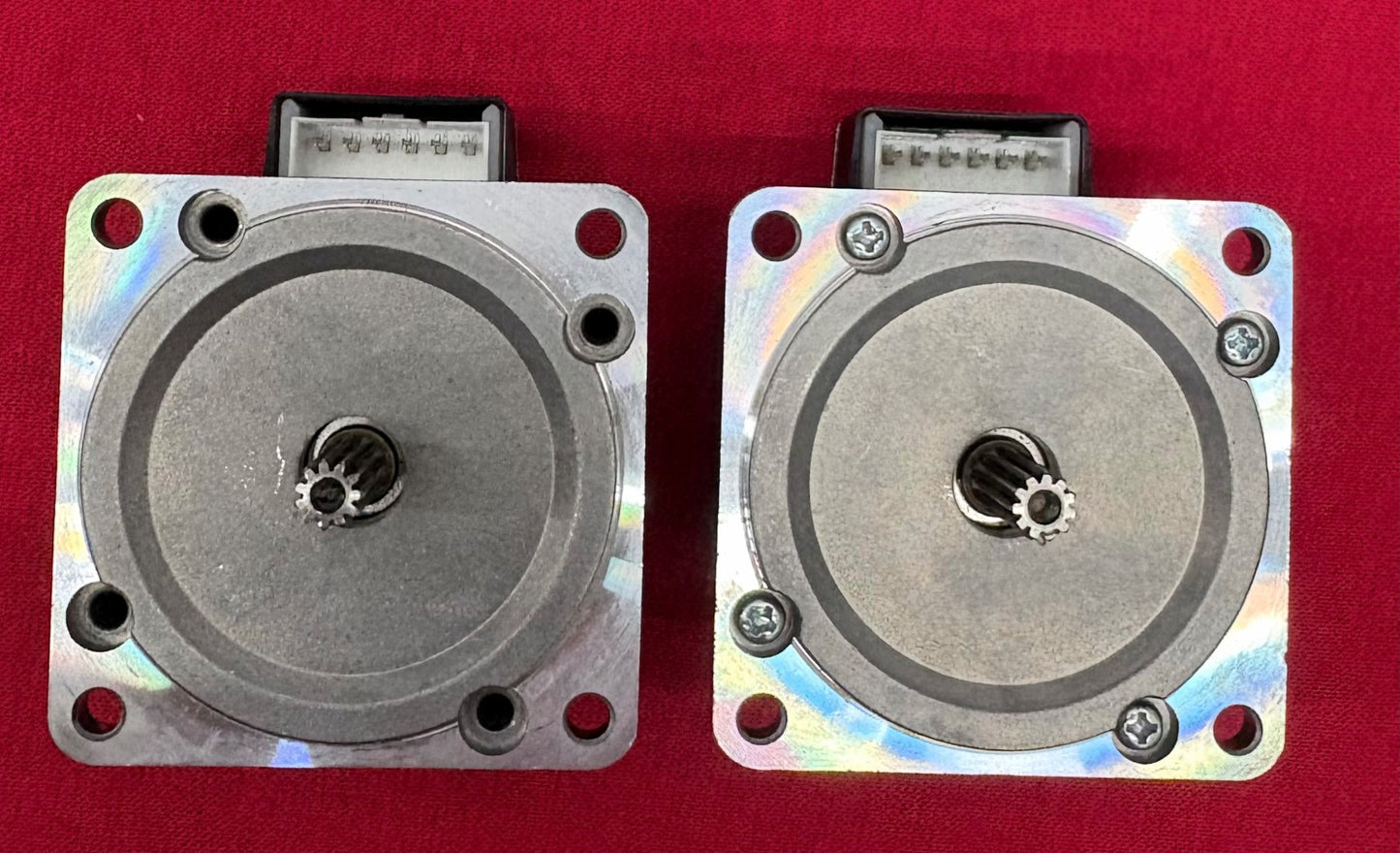 ORIENTAL MOTOR PKP264D28A-SG9 HIGH-TORQUE 2PH STEPPER MOTOR - 1 LOT QTY 2