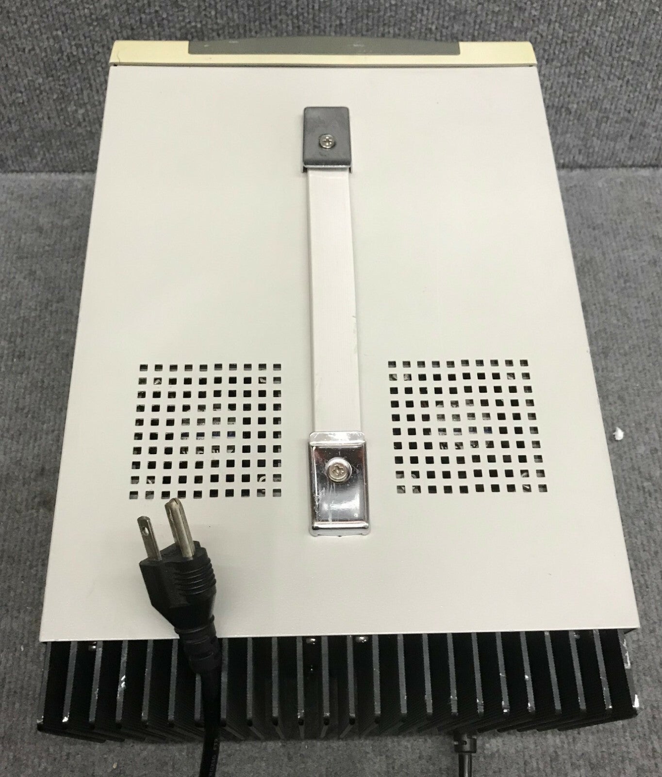 TOPWARD 6306A DC 6 AMP DUAL TRACKING DC POWER SUPPLY 115V 1PH 60HZ 8AMPS