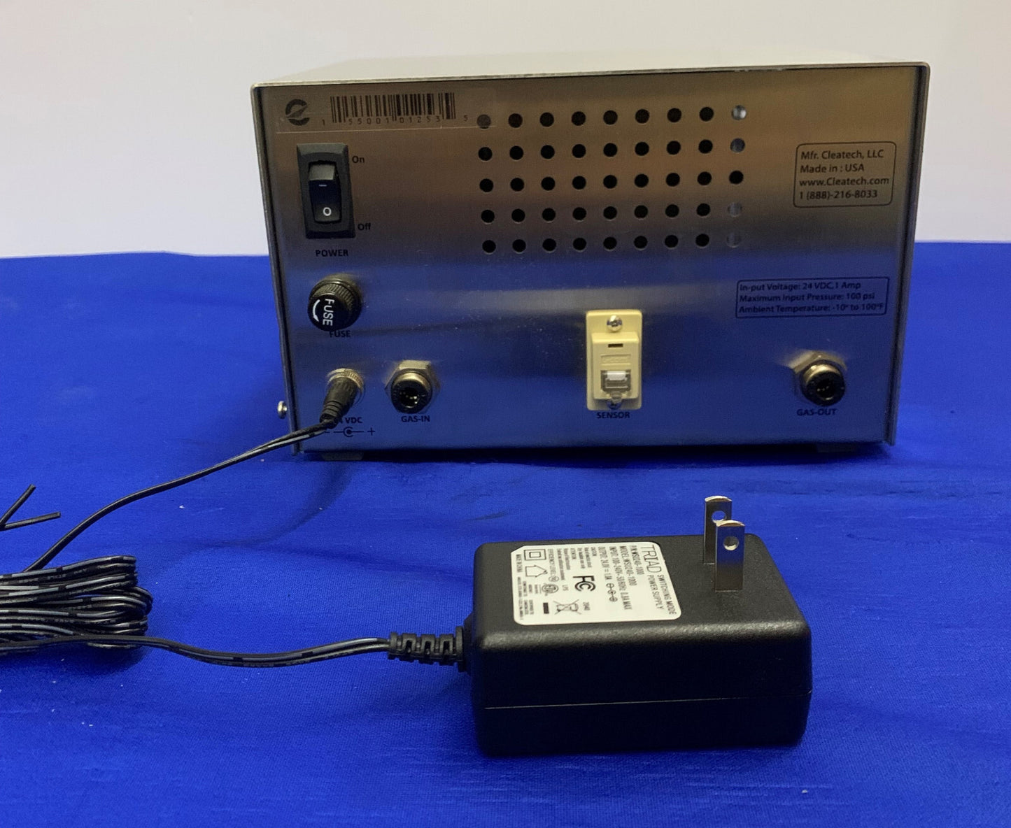 CLEATECH HUMODULE DESSICATEUR D'HUMIDITÉ À CONTRÔLE AUTOMATIQUE DE PURGE AVEC ARMOIRE/SUPPORT