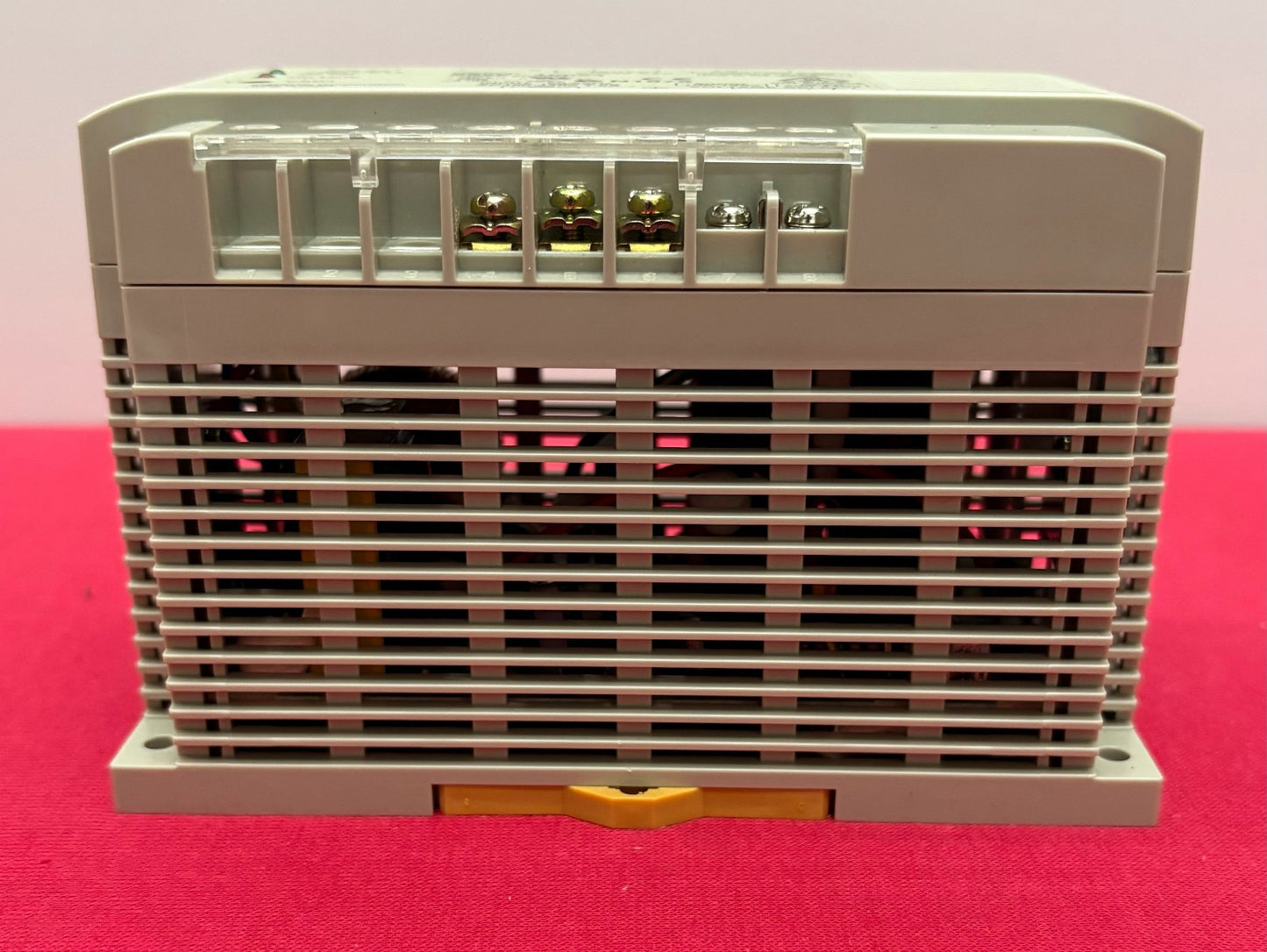 OMRON S82K-10024 POWER SUPPLY INPUT 110-120V