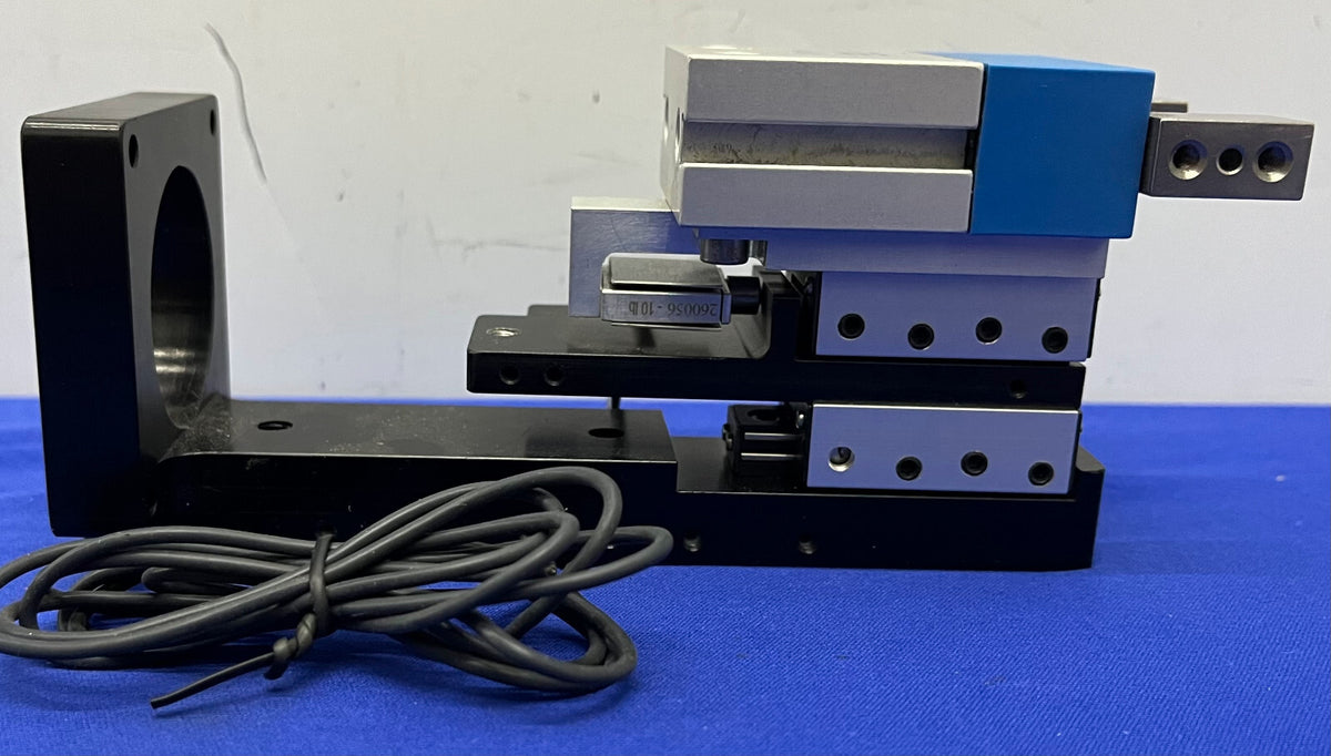 Pince pneumatique parallèle FESTO HGP-16-AB 197545 W2 et 2 DEL-TRON N-1AC