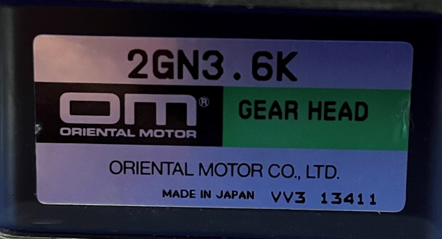 OM Oriental Motor AC Torque 2TK3CGN-A Motor met 2GN3.6K tandwielkop