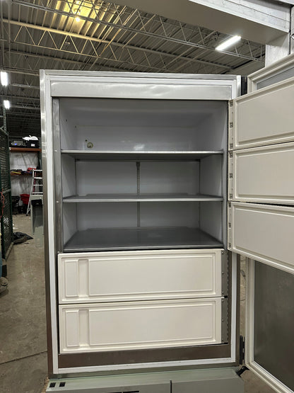 Congélateur THERMO ELECTRON CORPORATION / REVCO ULT2583-9SI-D37. 208/230 V 60 Hz.