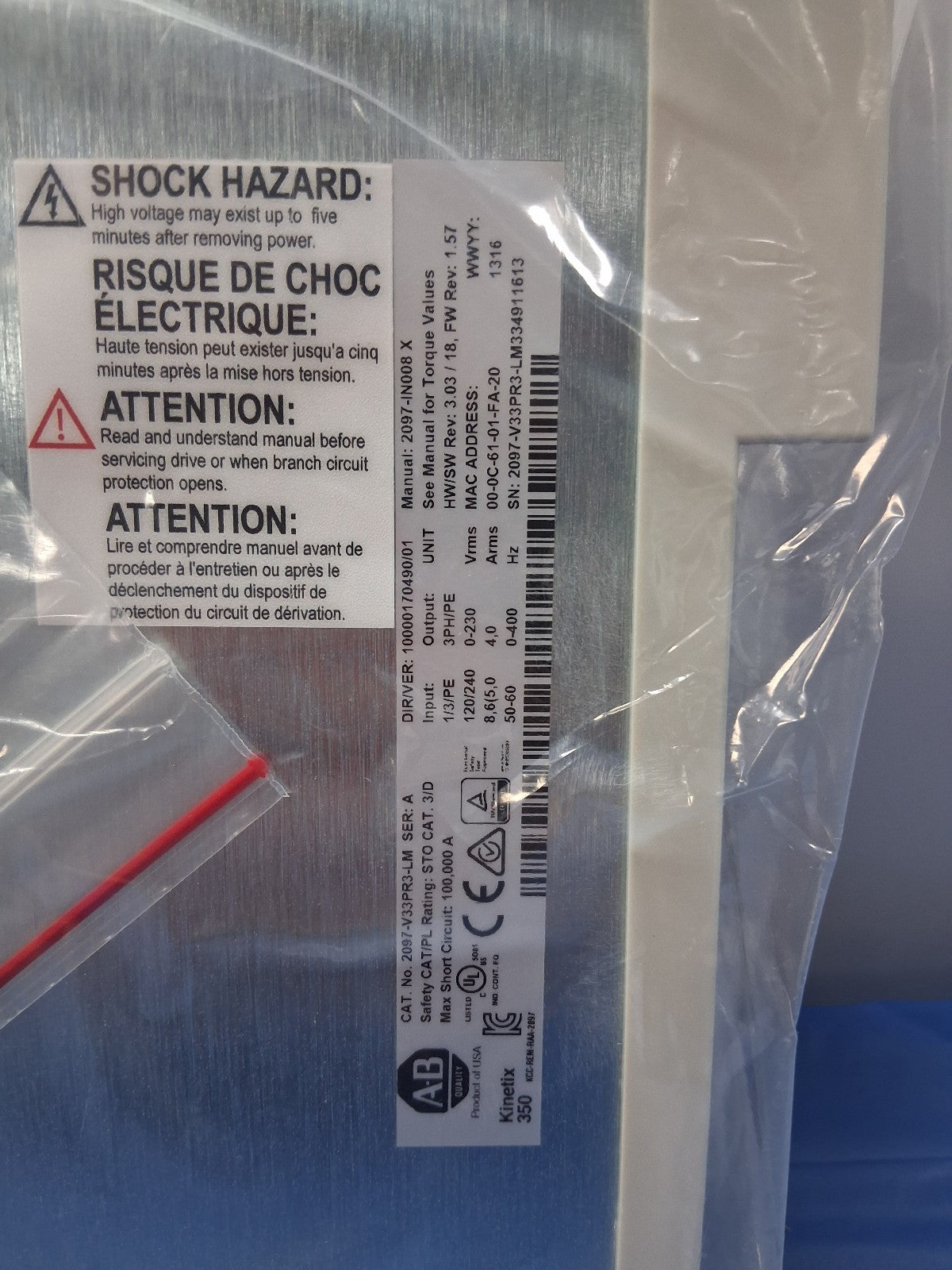 Allen Bradley KINETIX 350 DRIVE 102499 120V /240 VAC 1/3/PE 4,0 A 1.57 NEW