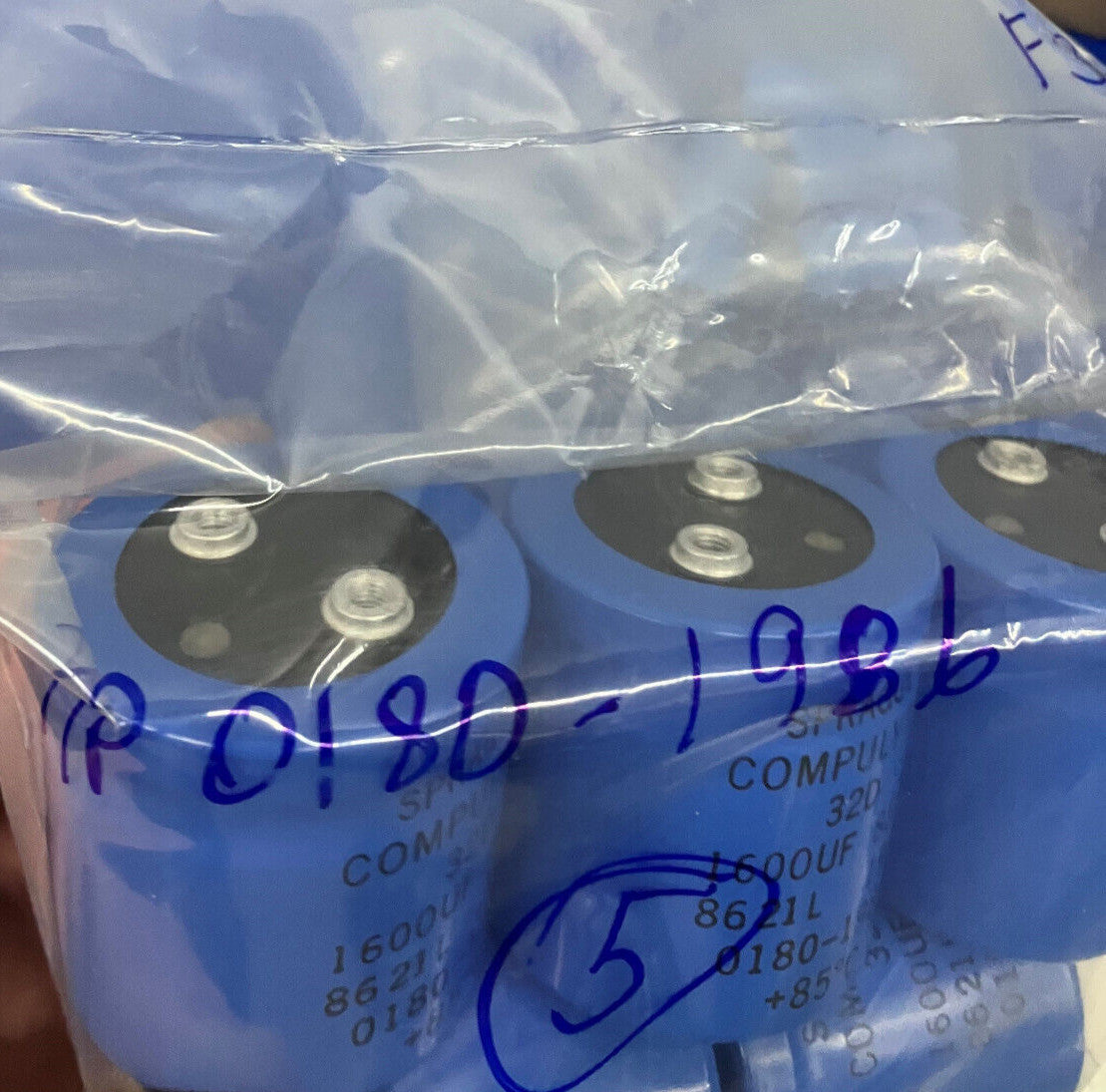 SPRAGUE COMPLULYTIC® 32D コンデンサ、1600UF 85VDC、8621L 1901、HP 1080-1986 ロット 5