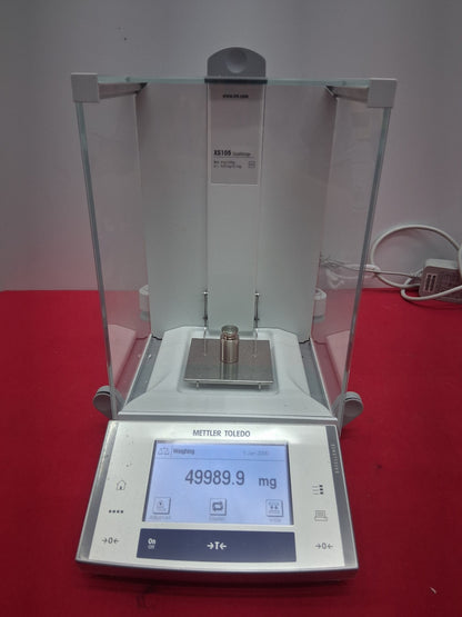 Mettler Toledo XS105 DualRange Analytical Balance 120g x 0.01mg TESTED WORKING
