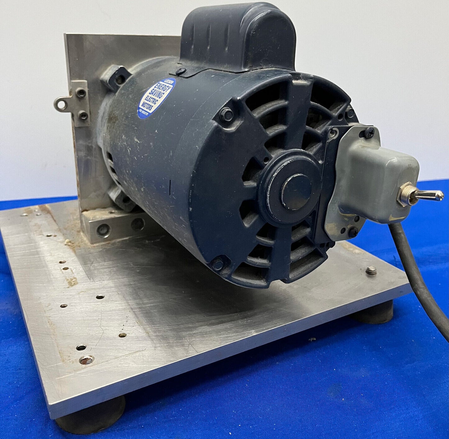 LEESON ELECTRIC A4C34DC7F 100207.00 MOTOR 1/2 PK SLIJPPLATFORM 5/8" AS