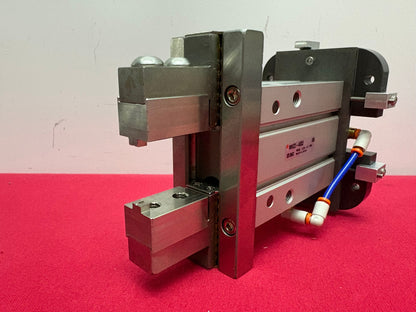 SMC MHZ2-40S2 AIR GRIPPER PARALLEL TYPE SINGLE ACTING 2 FINGER 40mm
