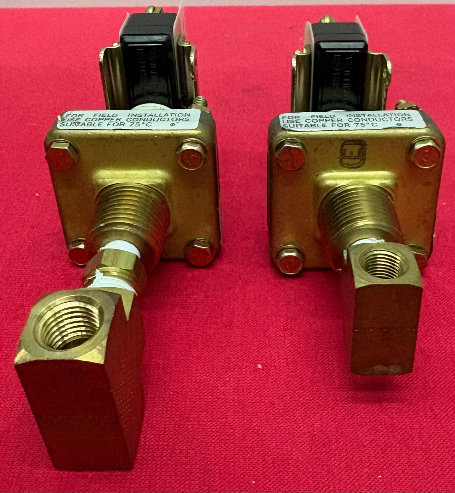 BARKSDALE E1S-H90-BR ECON-O-TROL SERIES PRESSURE SWITCH 3-90PSI - 1 LOT QTY 2