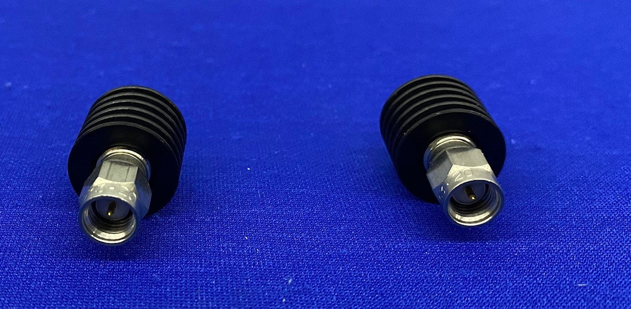 PE PASTERNACK PE7013-20 FIXED ATTENUATOR 20 Db 5 W UP TO 18 GHz - 1 LOT QTY 2