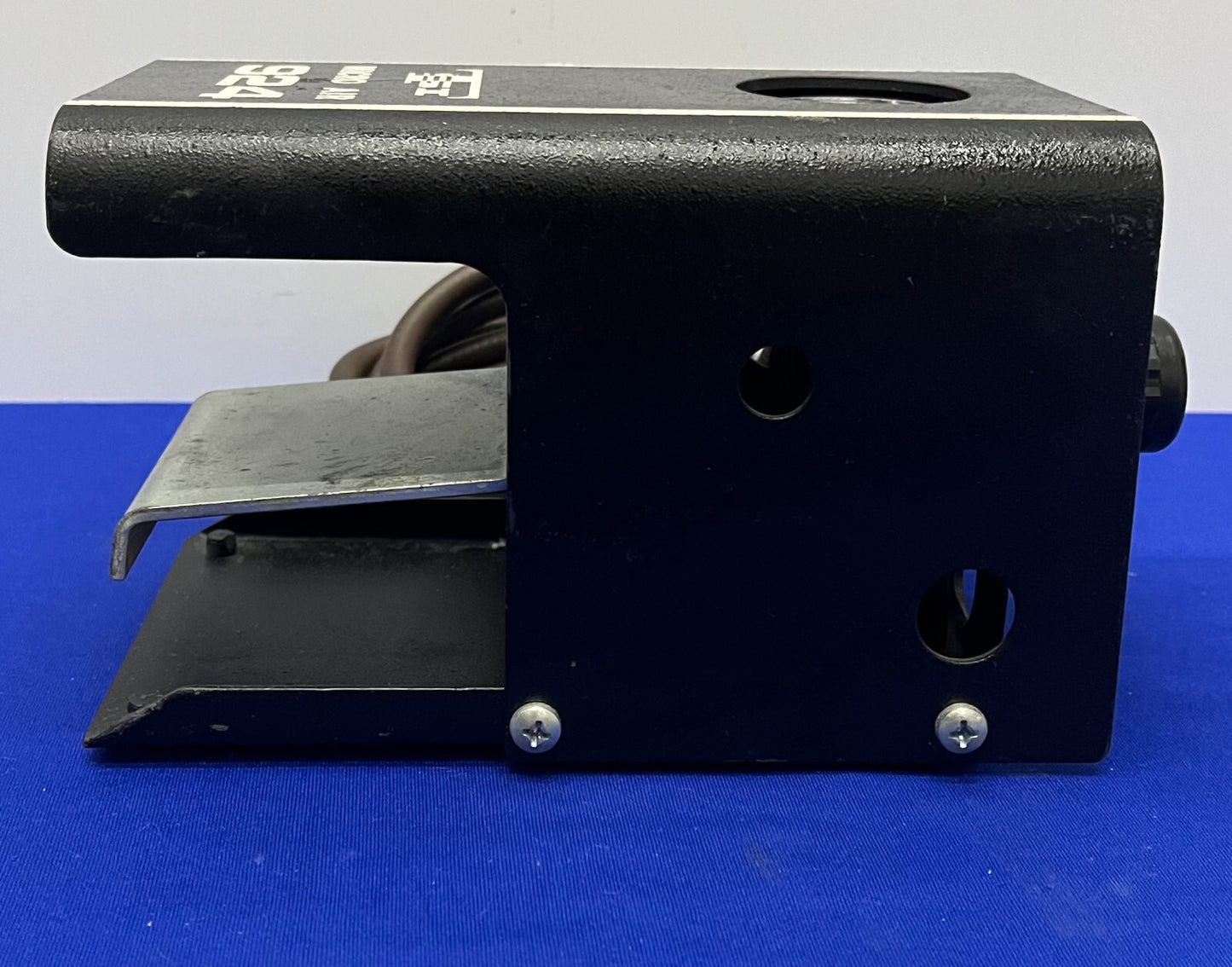 TECHCON TSI MICRO AIR 924 VOETKLEP DISPENSER 100 PSI MET SLANG