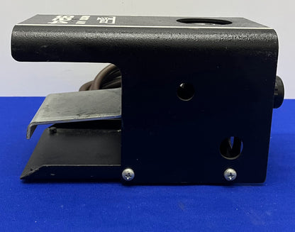 TECHCON TSI MICRO AIR 924 VOETKLEP DISPENSER 100 PSI MET SLANG