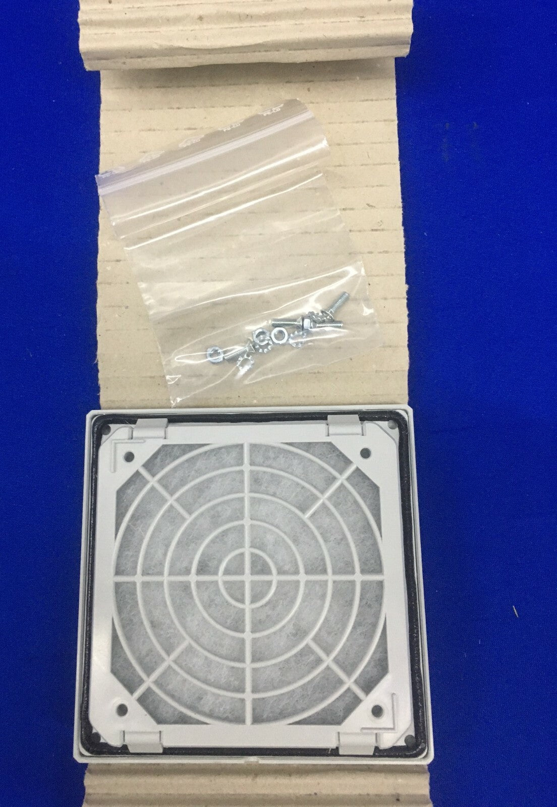 HOFFMAN SG0400404 IP54 4" EXHAUST GRILLE / GRILL KIT 7035