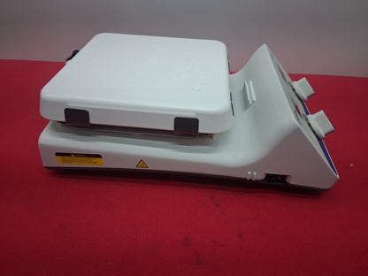 Fisher Scientific Isotemp SP88857200 Digital Stirring Hotplate 7x7 Tested Works