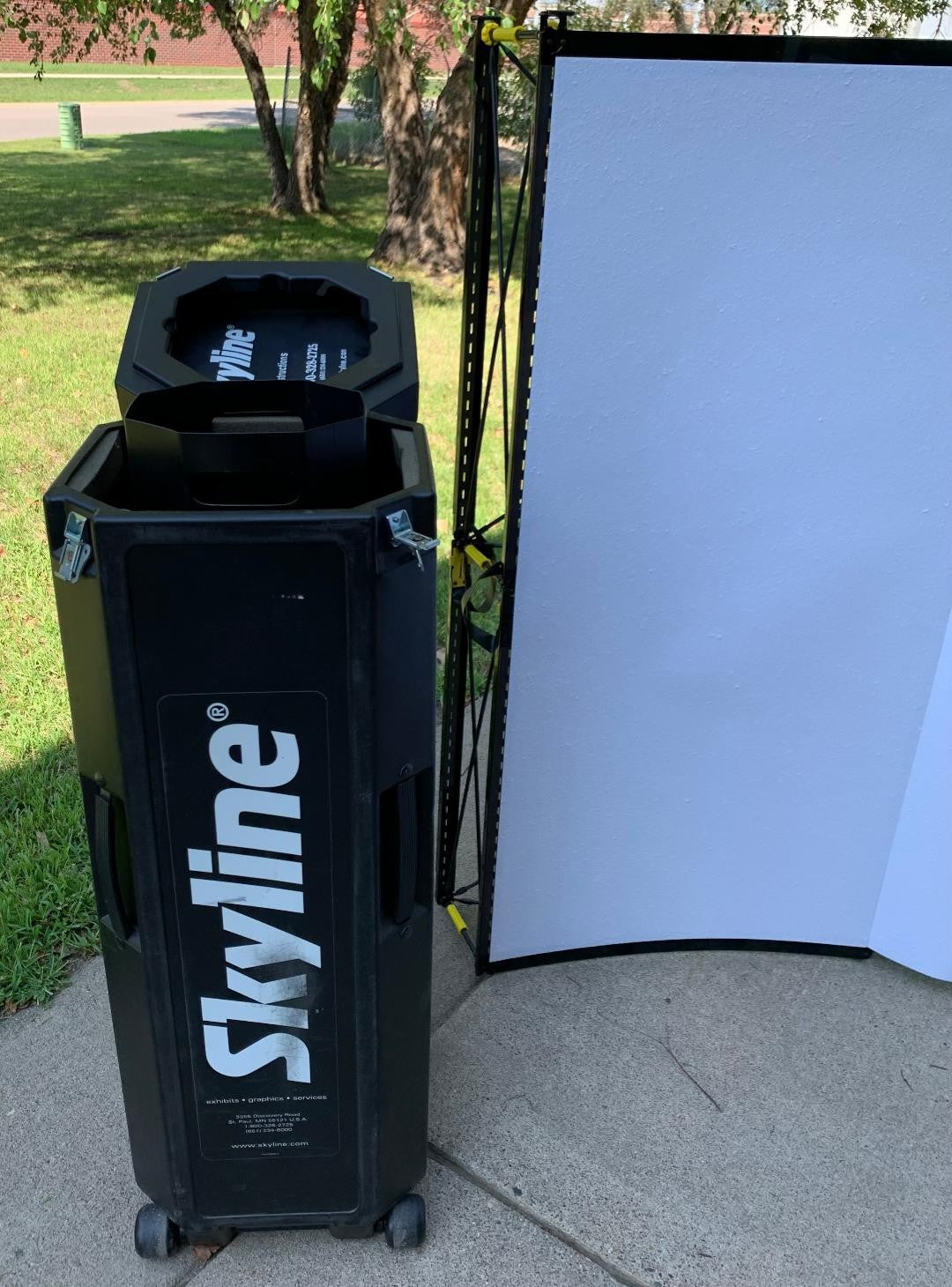 6’ x 52" Skyline 3 Panel Pop Up Trade Show Display with Storage Case