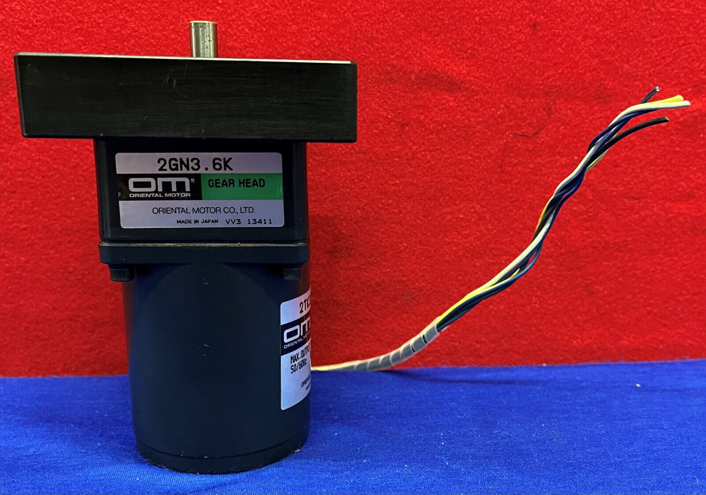 OM Oriental Motor AC Torque 2TK3CGN-A Motor met 2GN3.6K tandwielkop