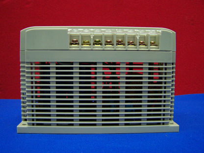 OMRON S82K-10024 VOEDING