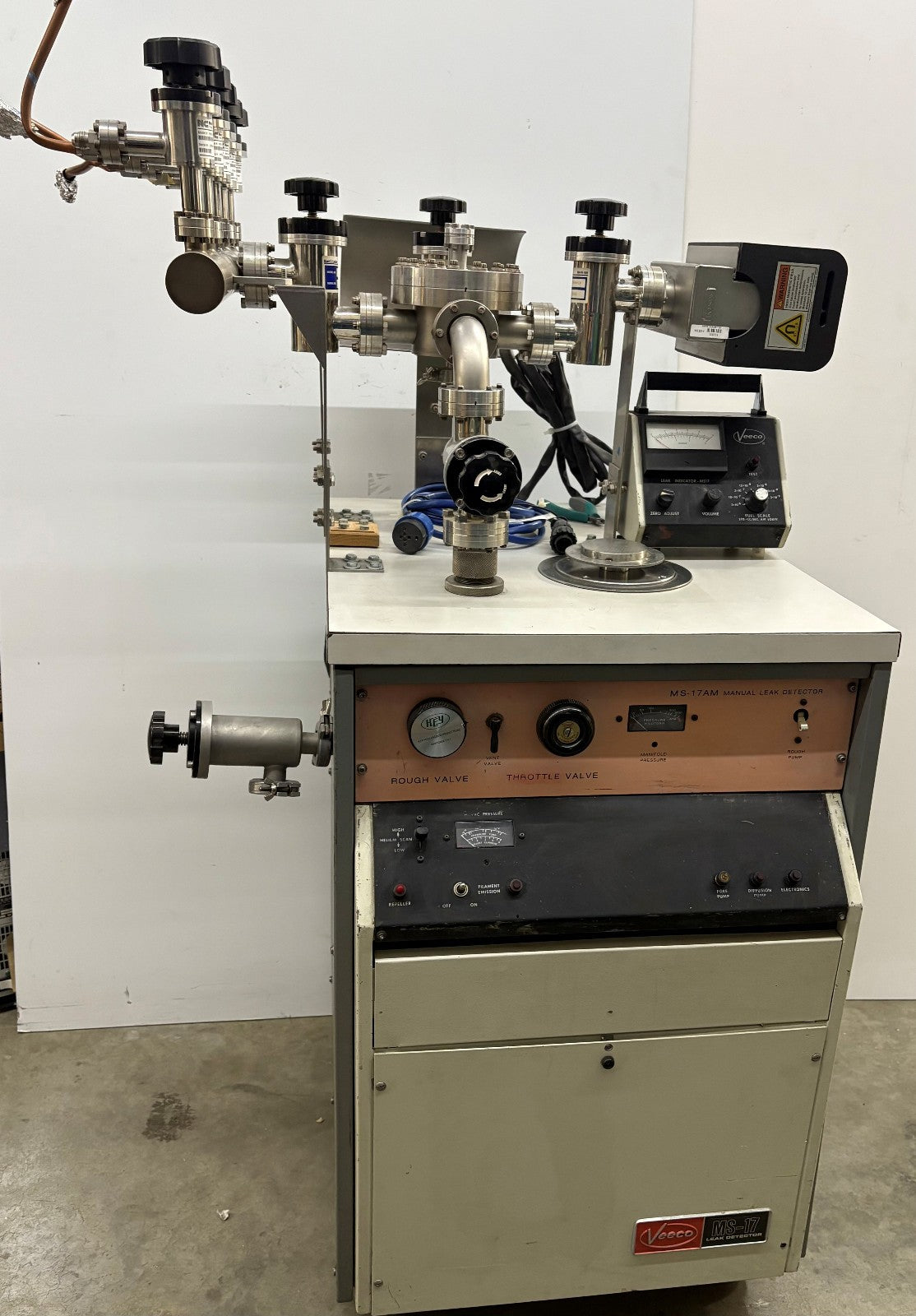 VEECO MS-17-AM LEAK DETECTOR/ 0126-006 READOUT 9 Vacuum Gate Valves PARTS/REPAIR