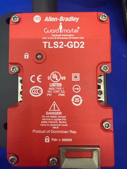ALLEN BRADLEY AB GUARDMASTER ® SAFETY INTERLOCK SWITCH TLS2-GD2 & (2) TROJAN 5EX
