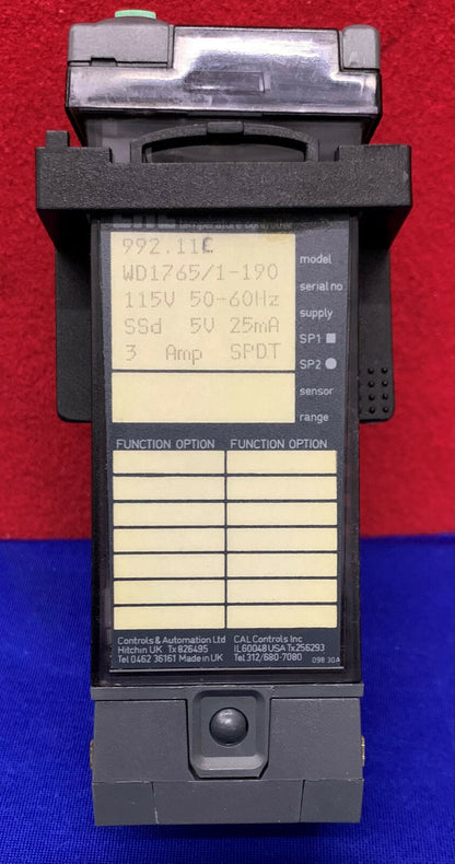 Controlador de temperatura Danaher Cal Controls 9900 992.11C 99211C Grados C