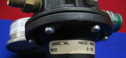 COILHOSE PNEUMATICS 8802 RÉGULATEUR DE PRESSION PRESSION 0-125 avec USG 0-600