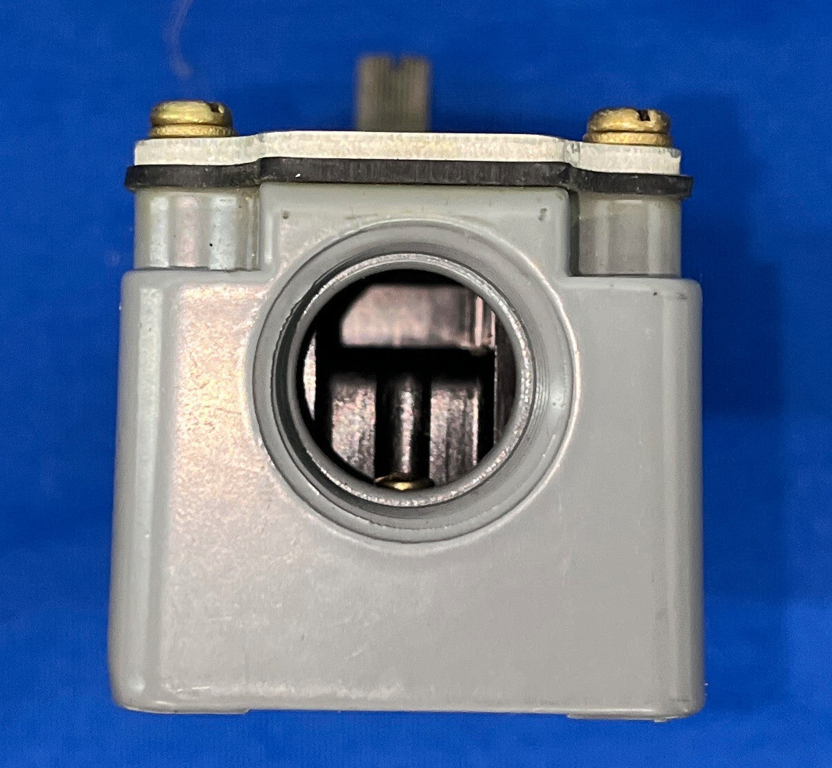 FURNAS ÖLDICHTER ENDSCHALTER 54LA19 / 54LA1-9 (Alter Lagerbestand)