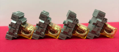 IDEC RELAY RH4B-UL D DC24V  w/ BASE SH4B-05C 300V 10A - 1 LOT QTY 4